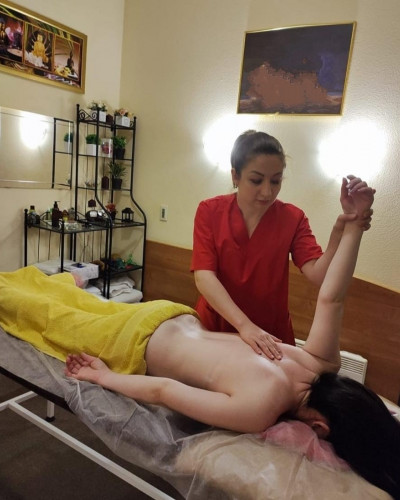 Частная массажистка Элла, 36 лет, Москва - фото 4