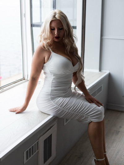 Частная массажистка Кира 